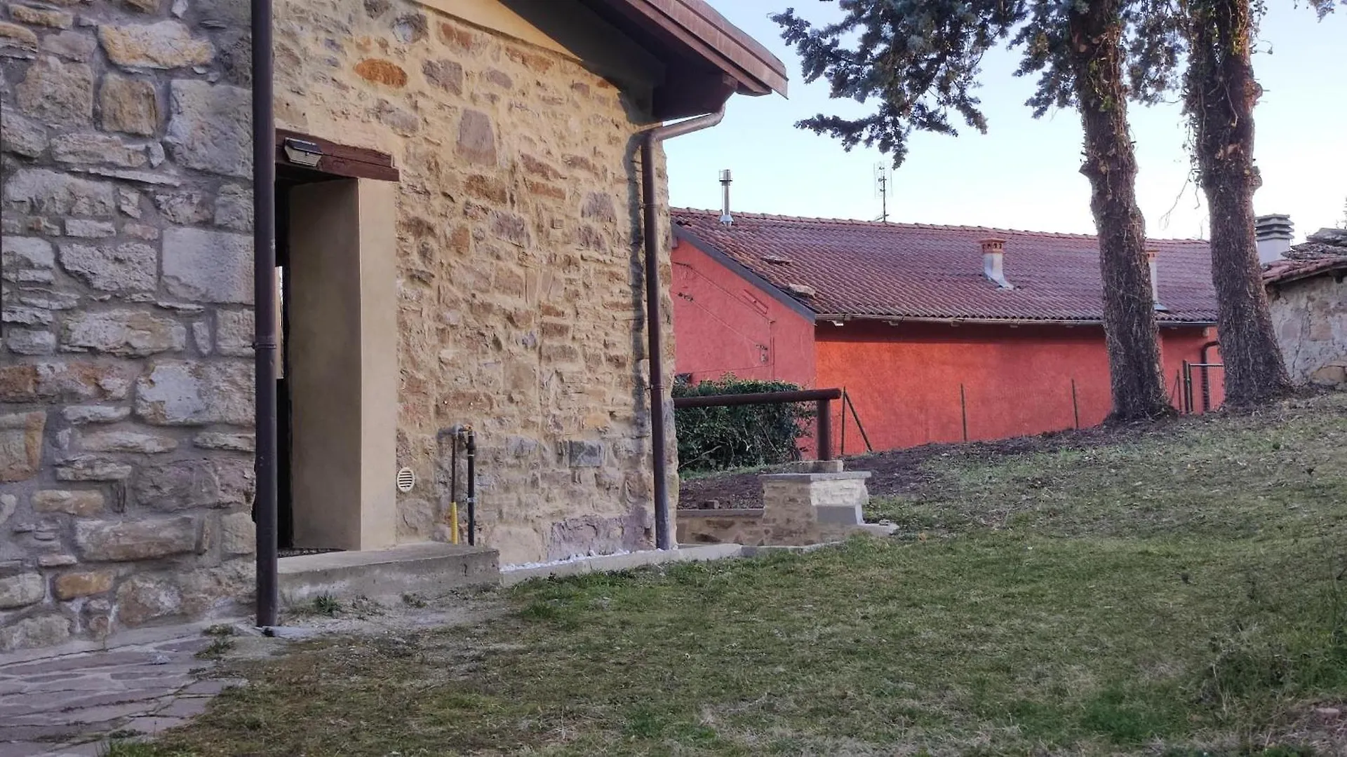 Gnazzano Home Loiano Italy