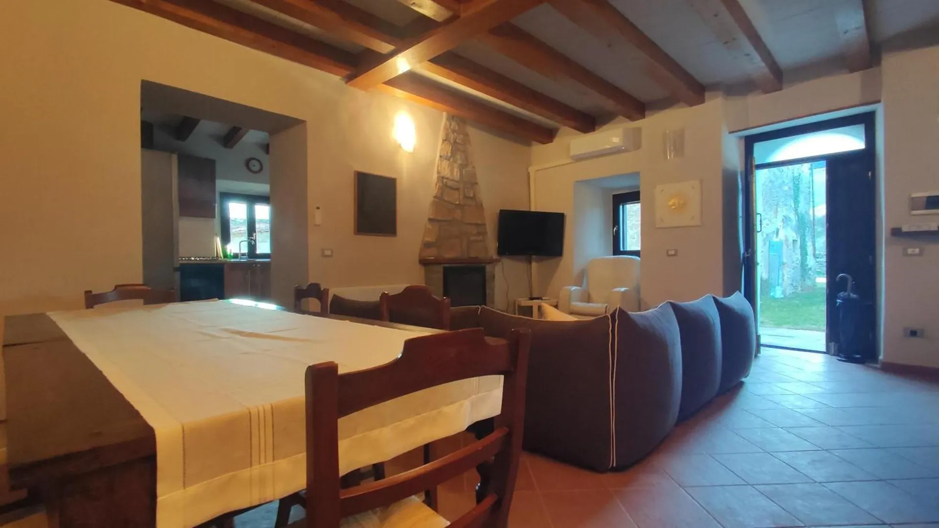 Gnazzano Home Loiano